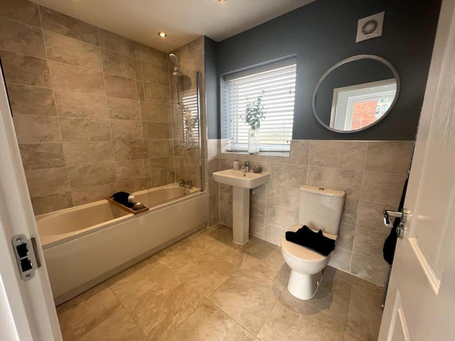 Waterside House Villa Leicester Exterior foto