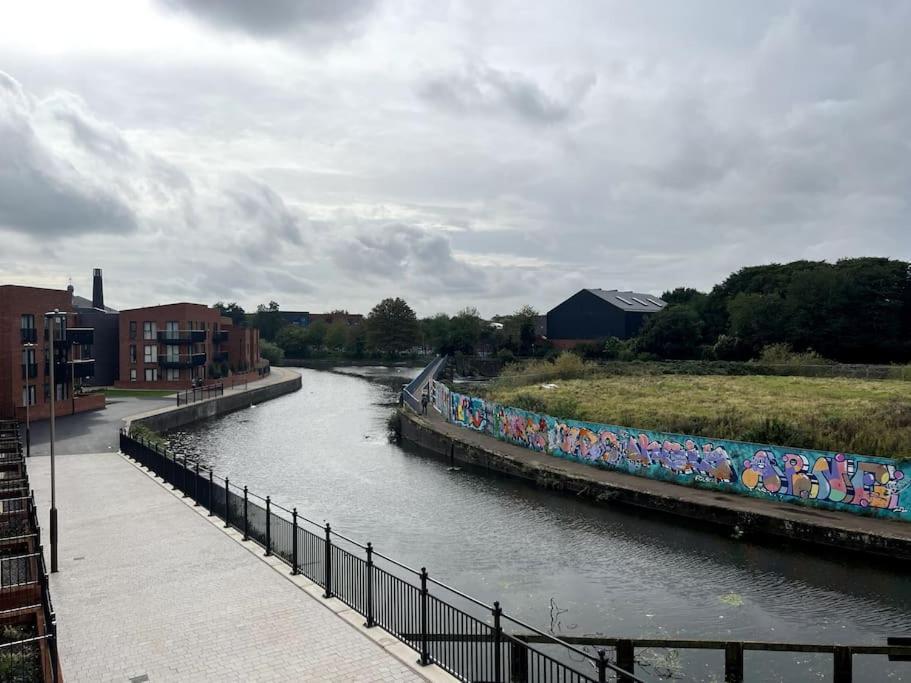 Waterside House Villa Leicester Exterior foto